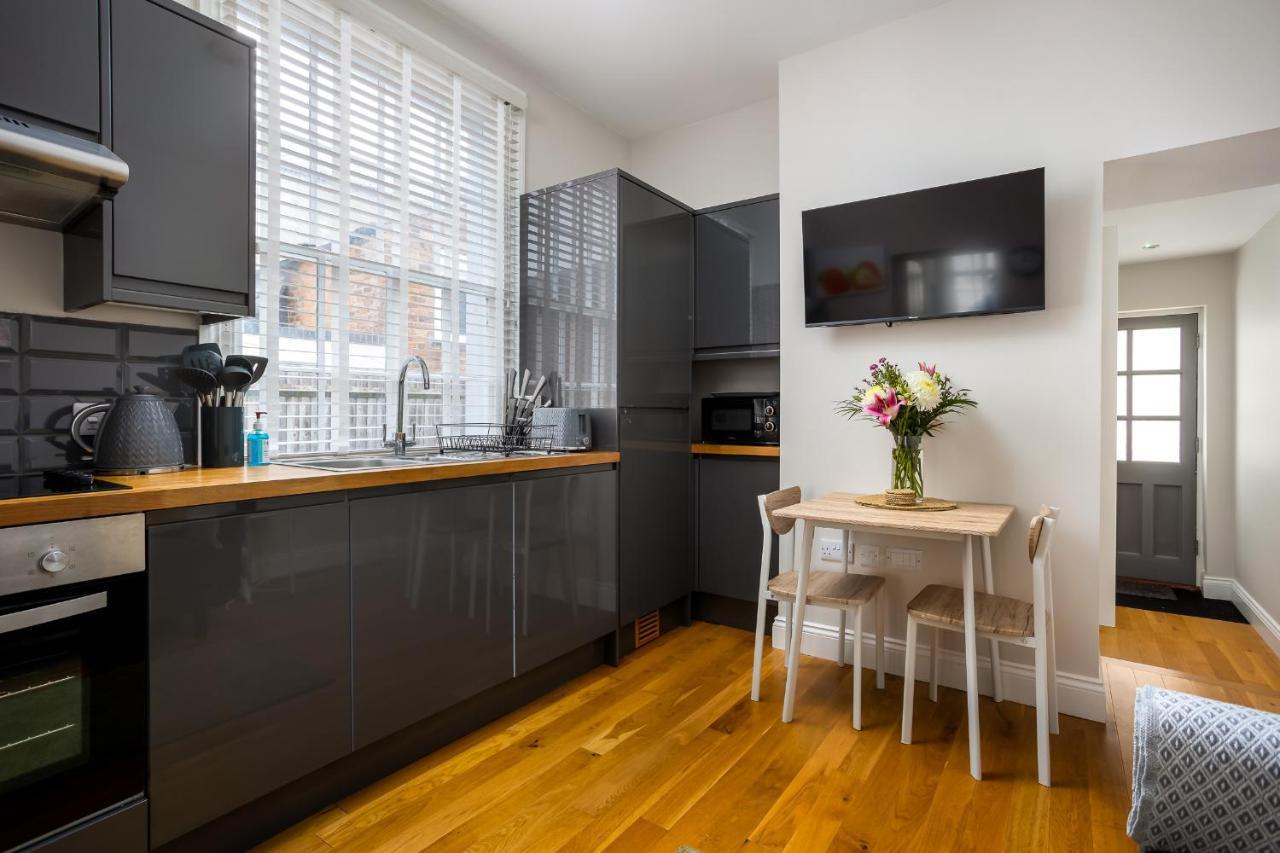Contemporary Ground Floor Apartment - Town Centre With Parking! Cheltenham Ngoại thất bức ảnh